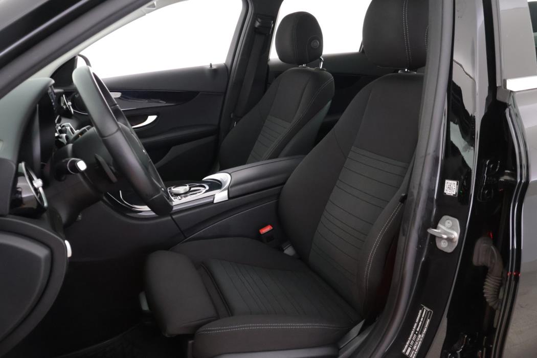 MERCEDES-BENZ C 2020