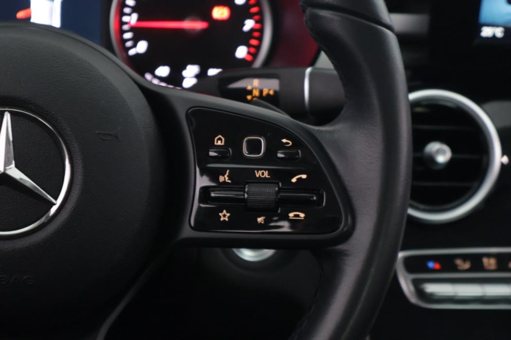 MERCEDES-BENZ C 2020