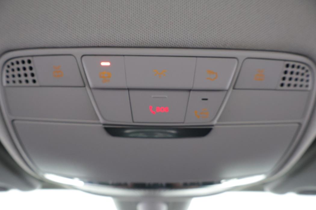 MERCEDES-BENZ C 2020