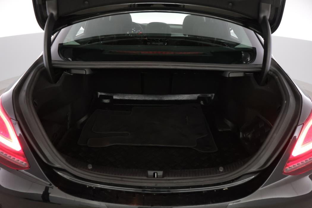 MERCEDES-BENZ C 2020