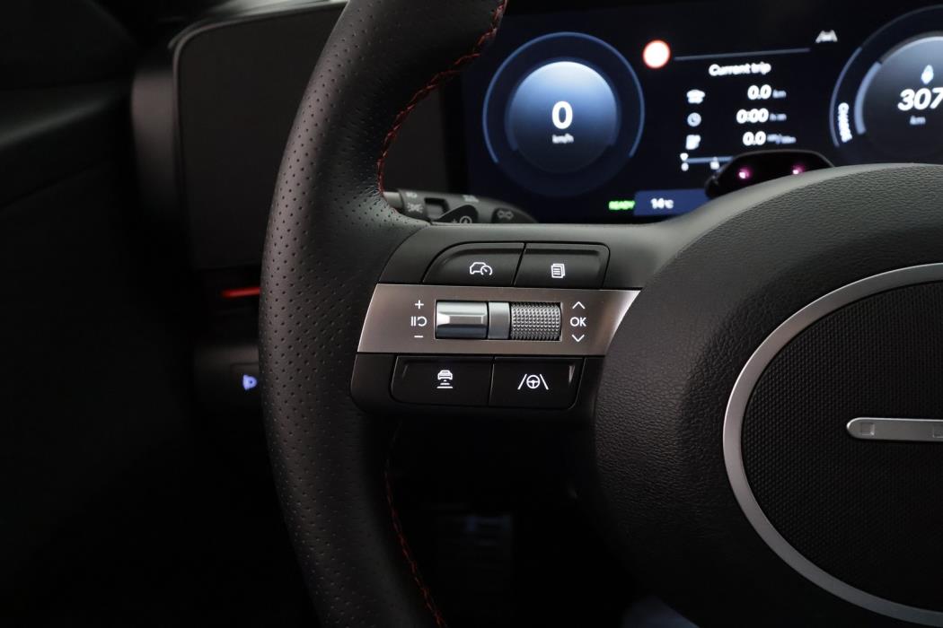 HYUNDAI KONA ELECTRIC 2025