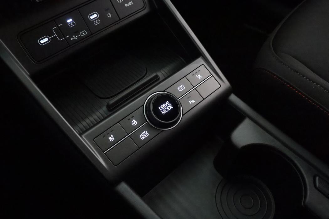 HYUNDAI KONA ELECTRIC 2025