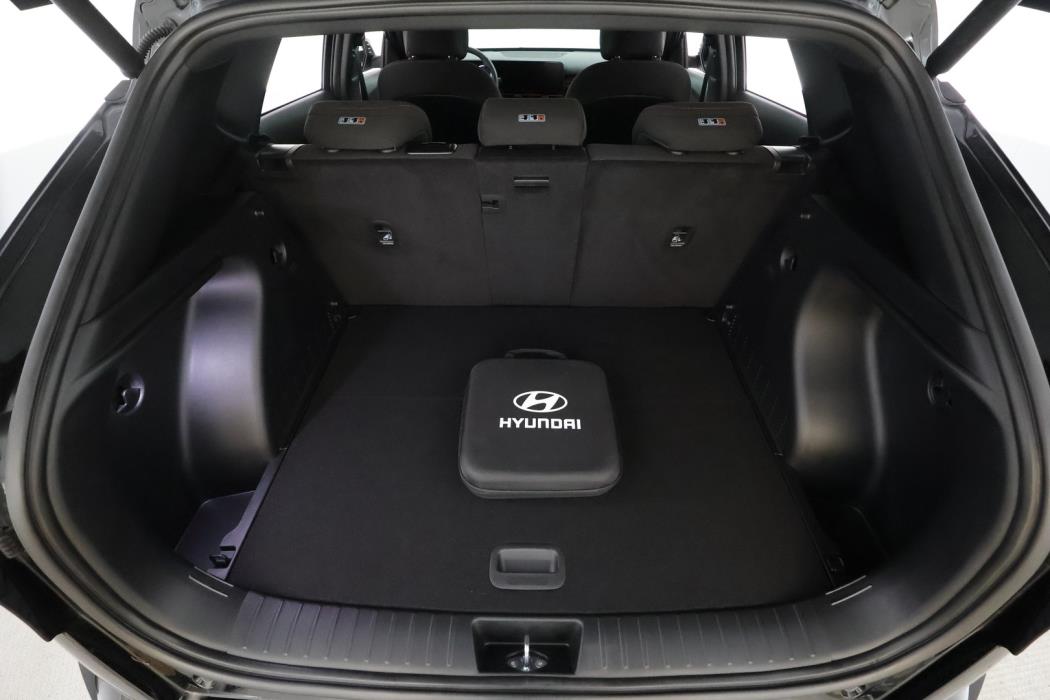 HYUNDAI KONA ELECTRIC 2025