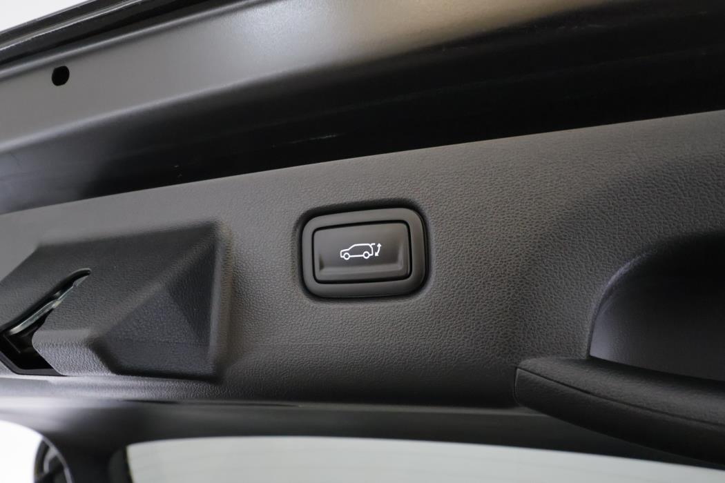 HYUNDAI KONA ELECTRIC 2025