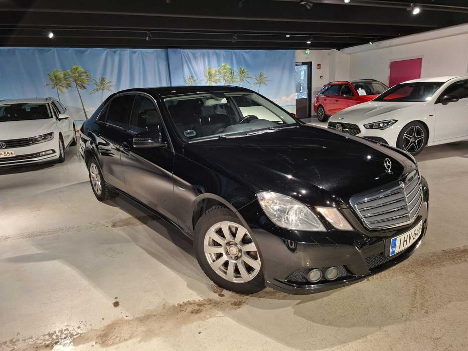 MERCEDES-BENZ E 2009