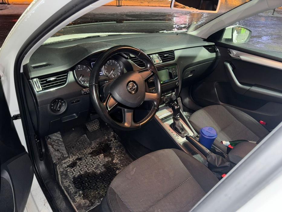 SKODA Octavia 2015