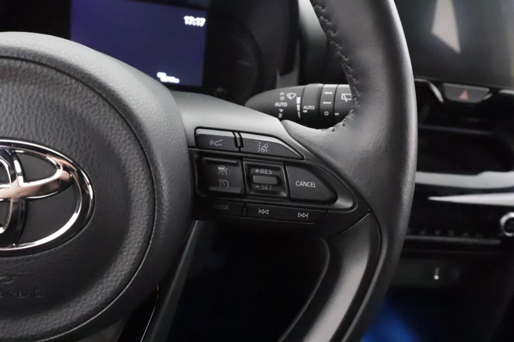 TOYOTA YARIS CROSS 2022