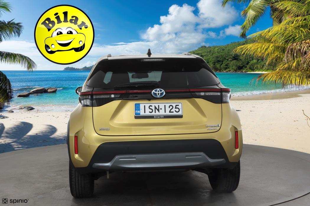 TOYOTA YARIS CROSS 2022