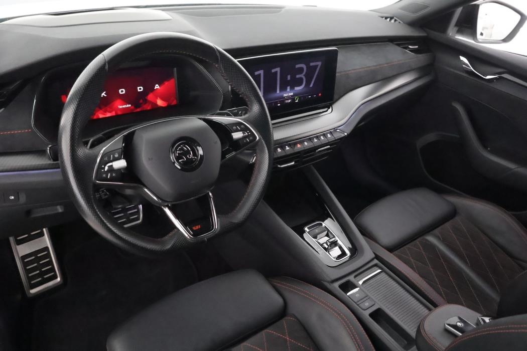 SKODA Octavia 2021