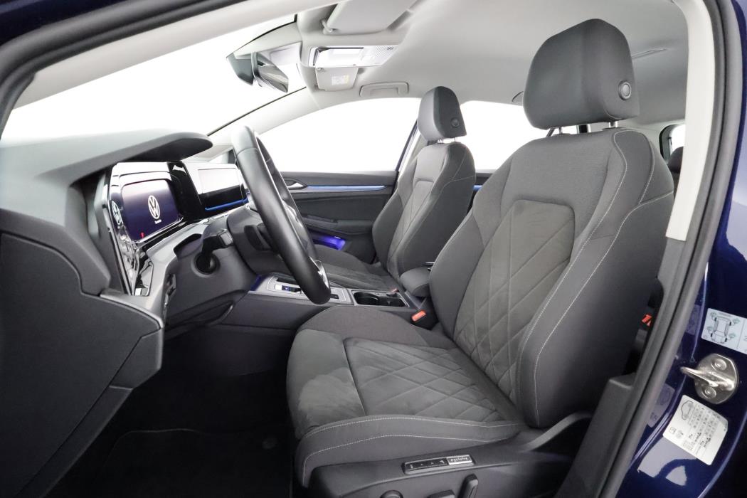 VOLKSWAGEN Golf 2021