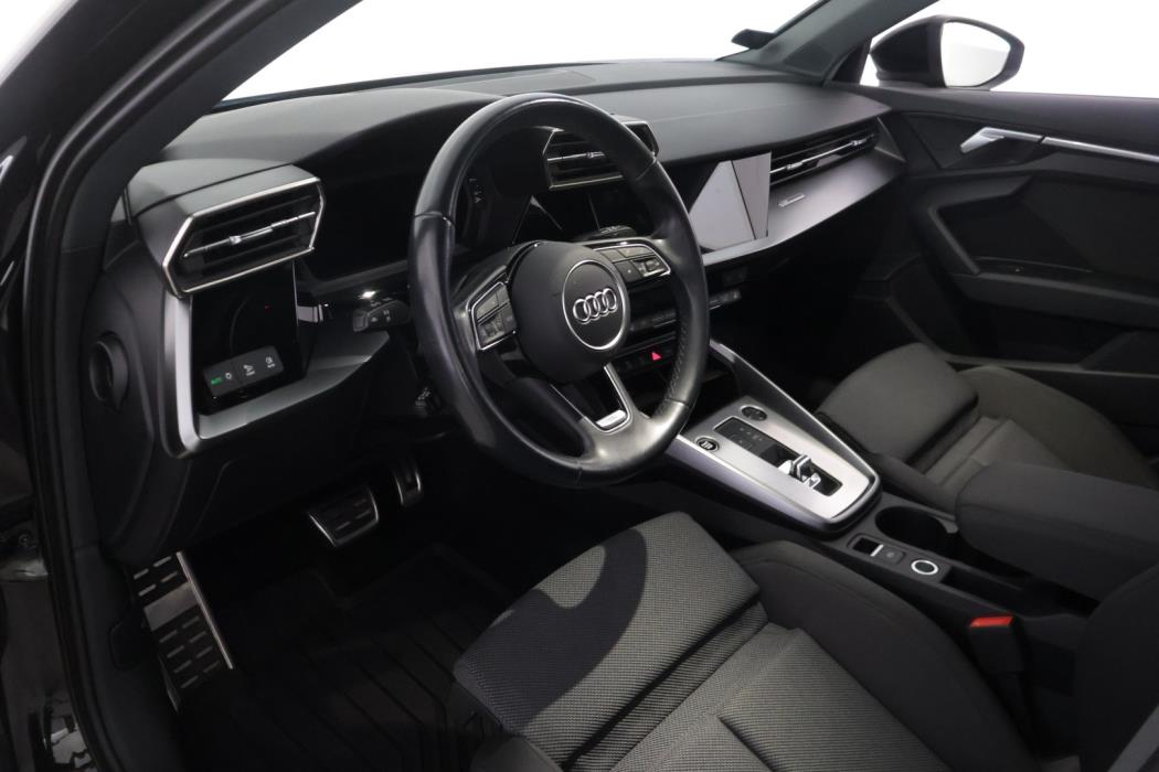 AUDI A3 2021