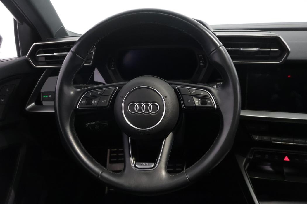 AUDI A3 2021