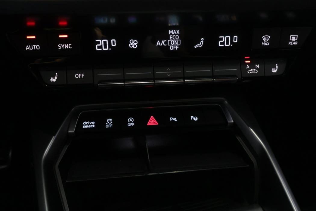 AUDI A3 2021