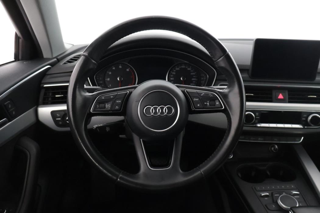 AUDI A4 2017