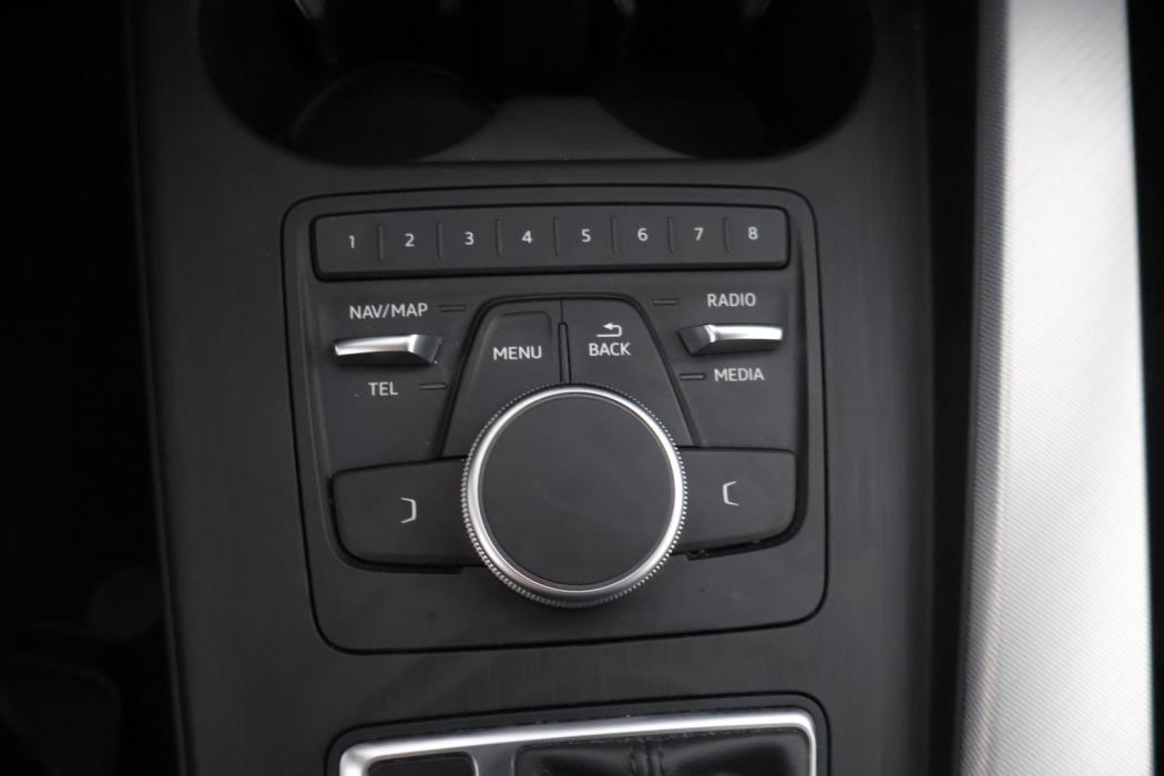 AUDI A4 2017