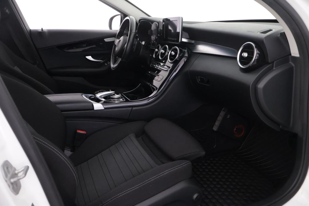 MERCEDES-BENZ C 2015