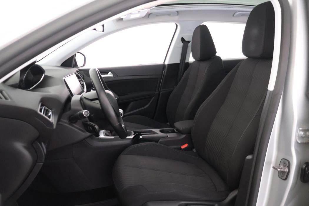 PEUGEOT 308 2015