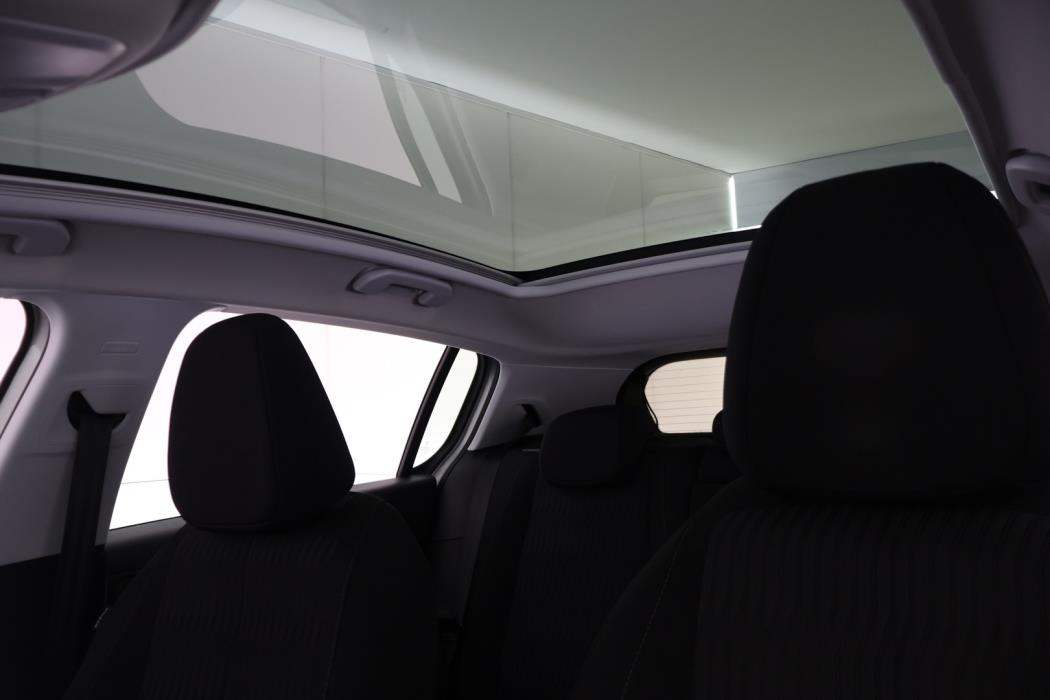 PEUGEOT 308 2015
