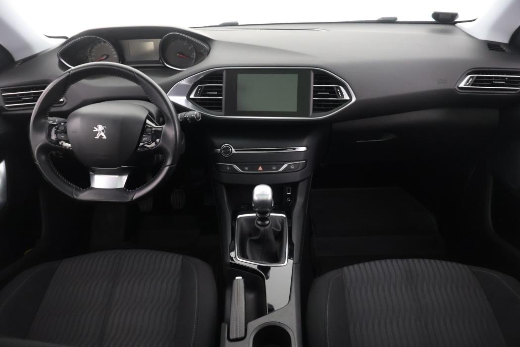 PEUGEOT 308 2015
