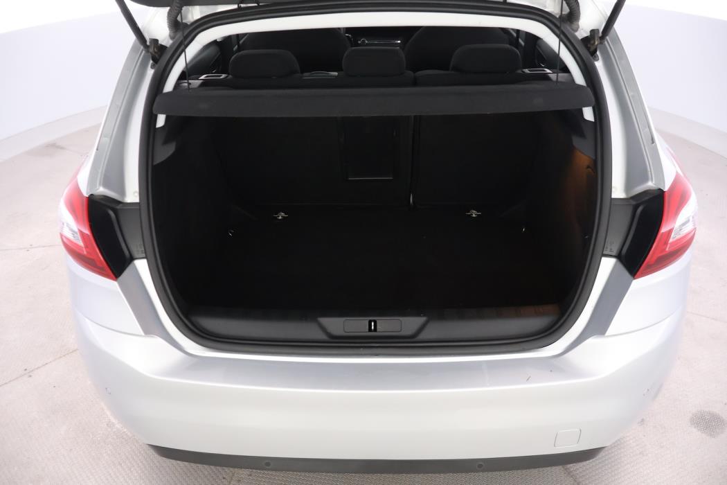 PEUGEOT 308 2015