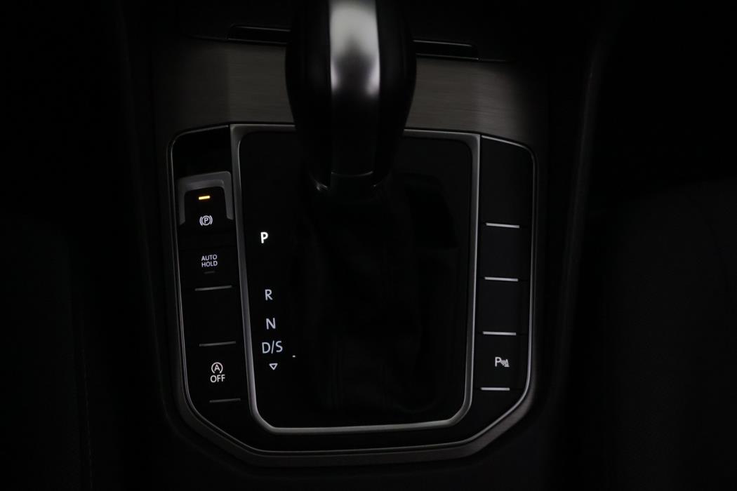 VOLKSWAGEN Golf Sportsvan 2017