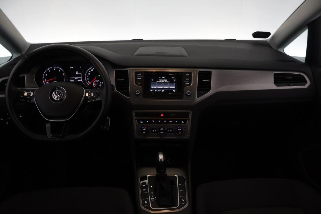 VOLKSWAGEN Golf Sportsvan 2017