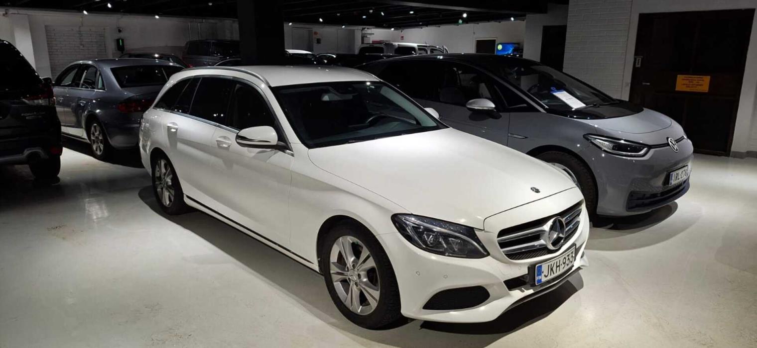 MERCEDES-BENZ C 2017