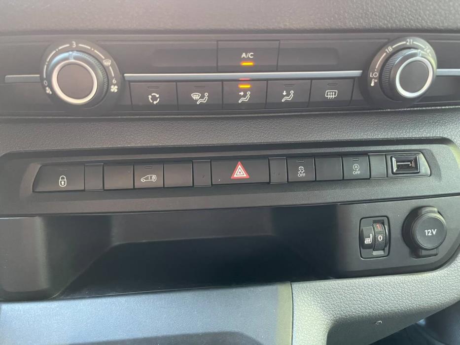 TOYOTA Proace 2021