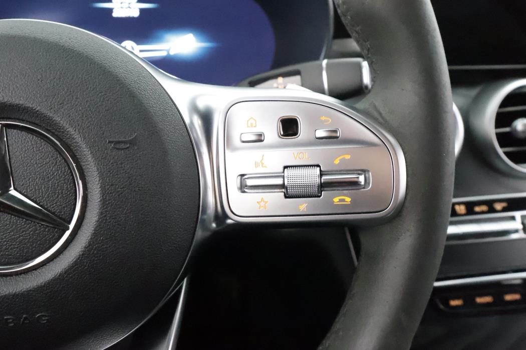 MERCEDES-BENZ C 2020