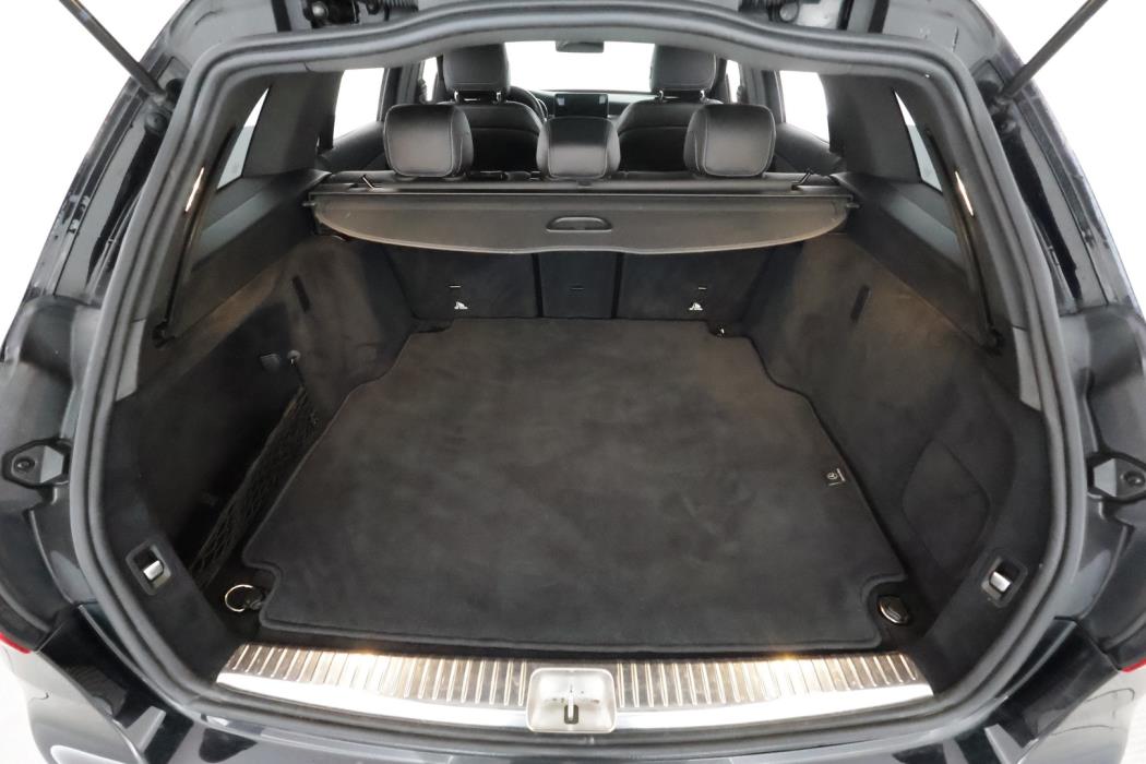 MERCEDES-BENZ C 2020