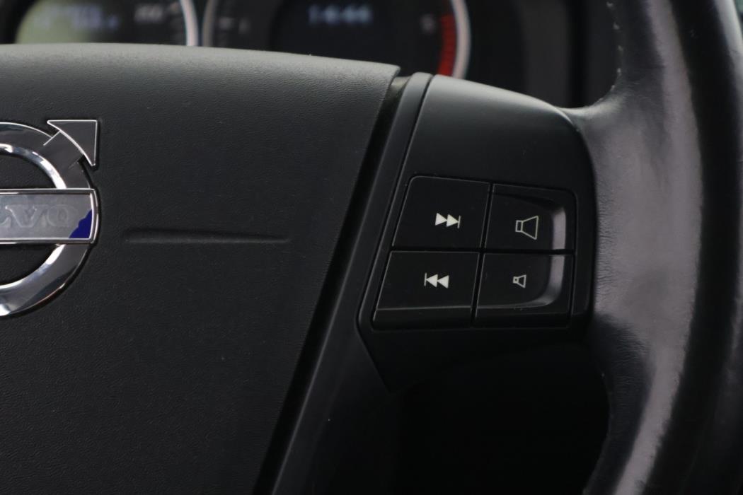 VOLVO V60 2013