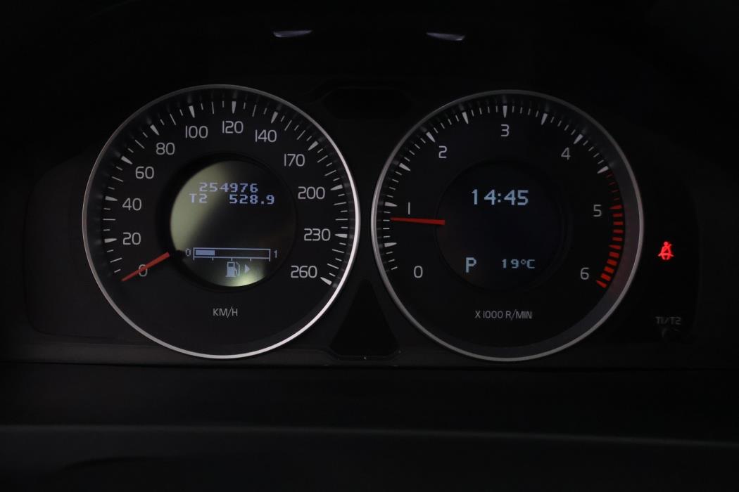 VOLVO V60 2013