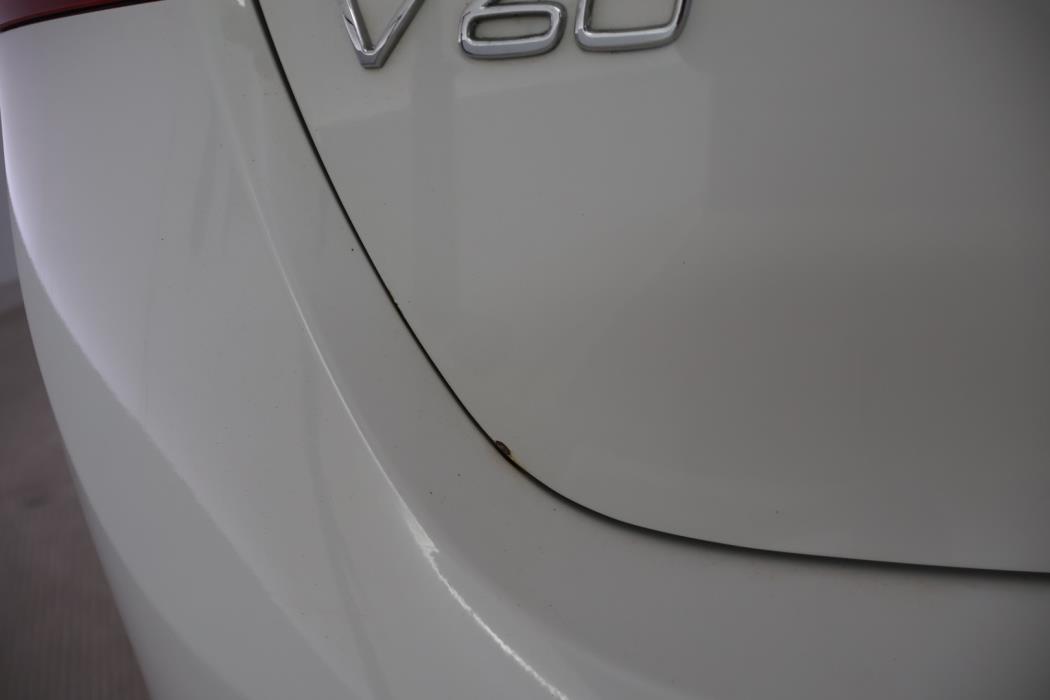 VOLVO V60 2013