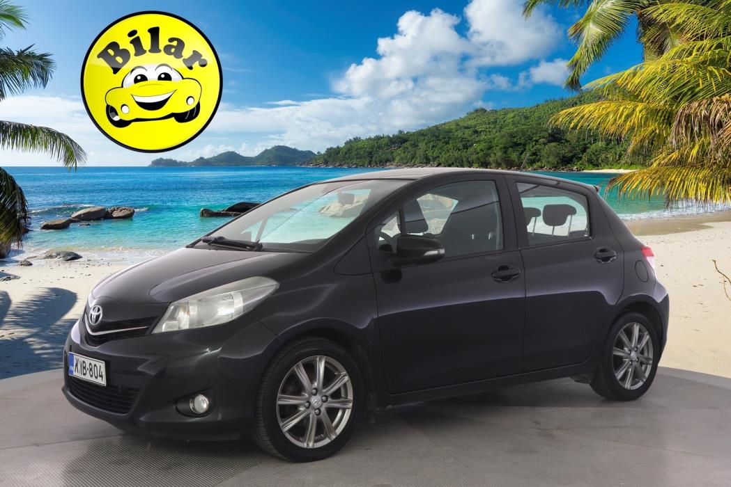 TOYOTA Yaris 2013