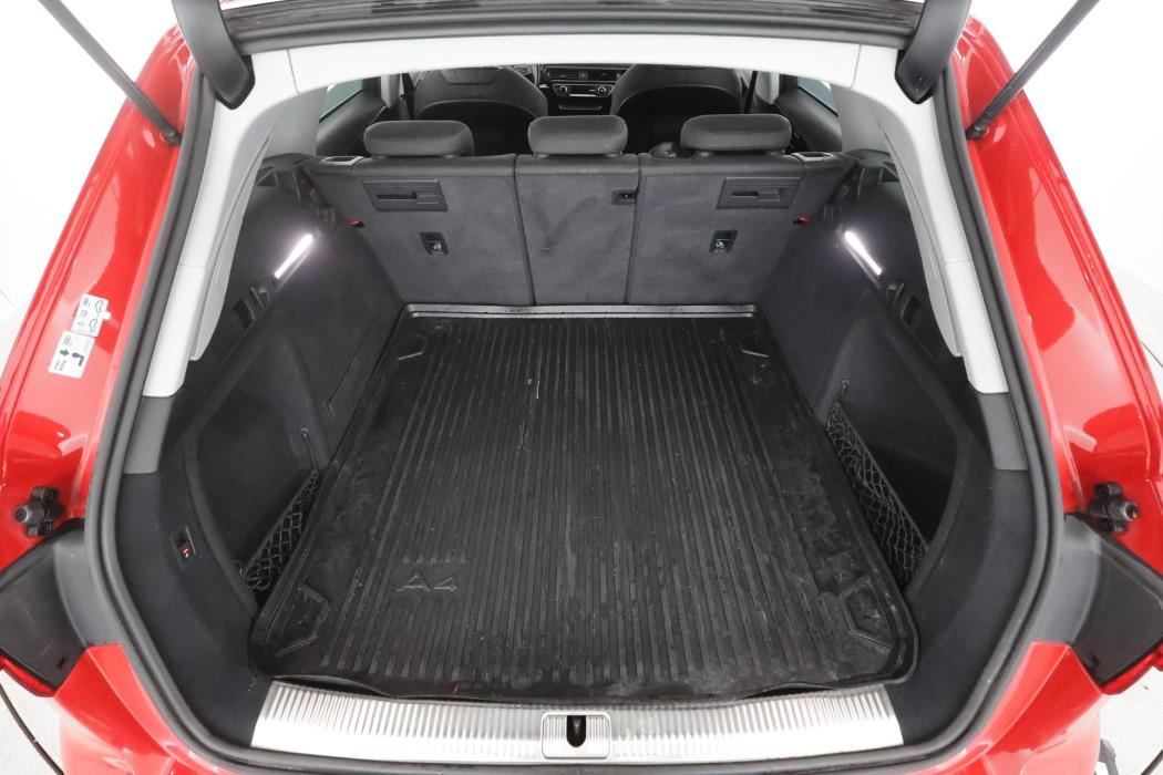 AUDI A4 2017