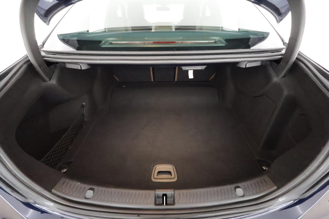 MERCEDES-BENZ E 2018