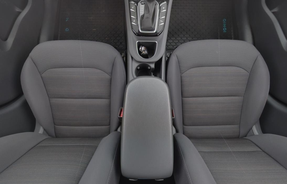 HYUNDAI IONIQ Hybrid 2017