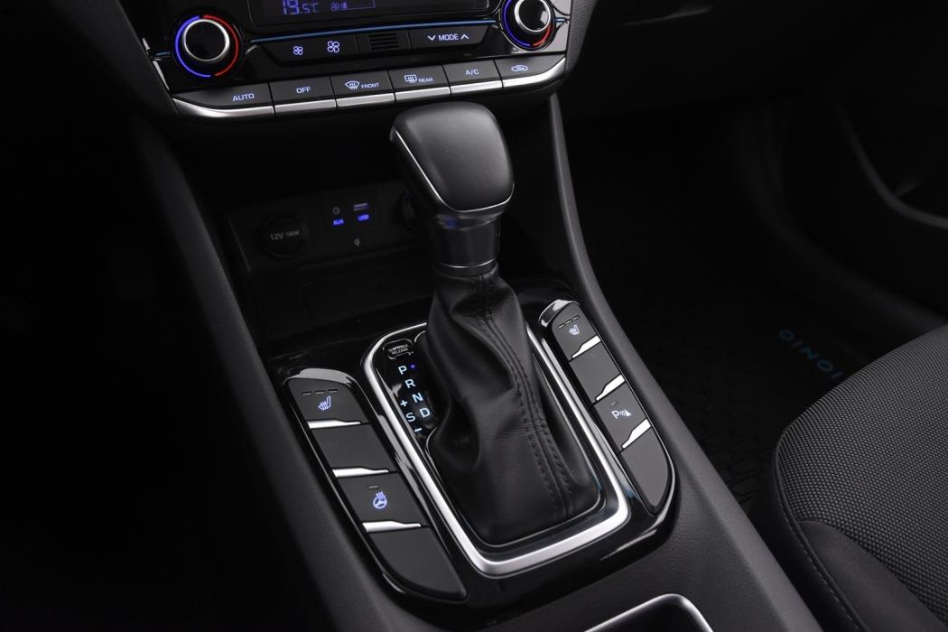 HYUNDAI IONIQ Hybrid 2017