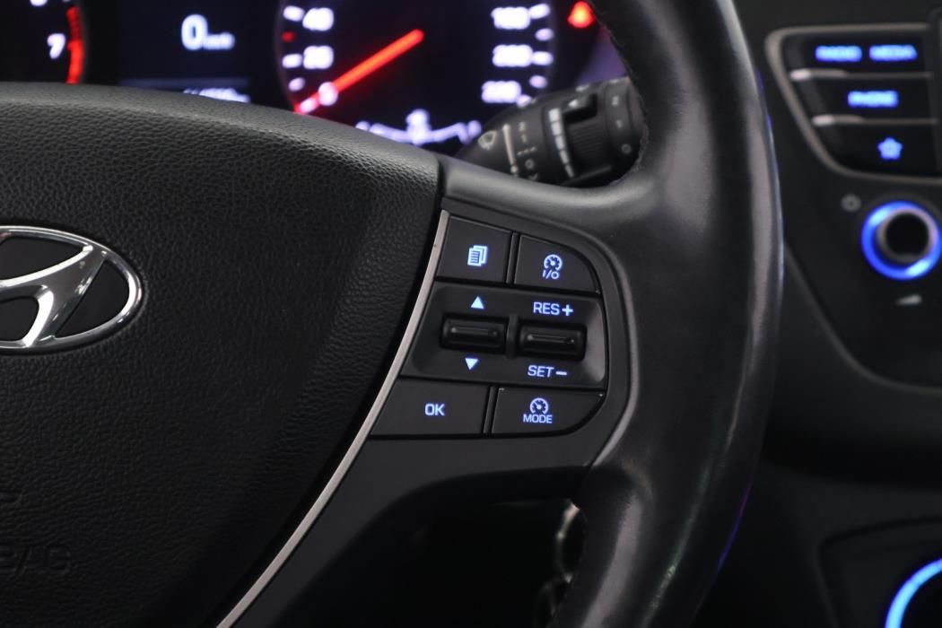 HYUNDAI i20 Hatchback 2019