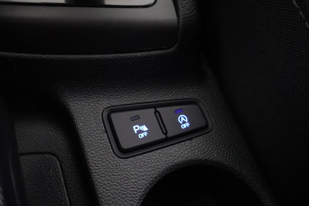 HYUNDAI i20 Hatchback 2019