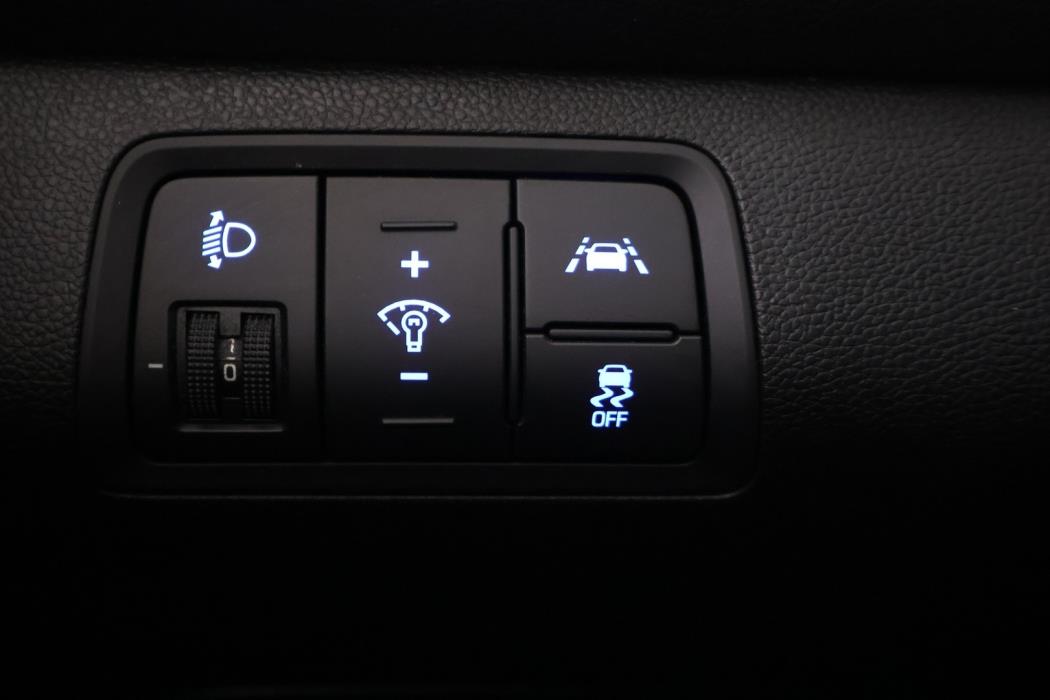 HYUNDAI i20 Hatchback 2019