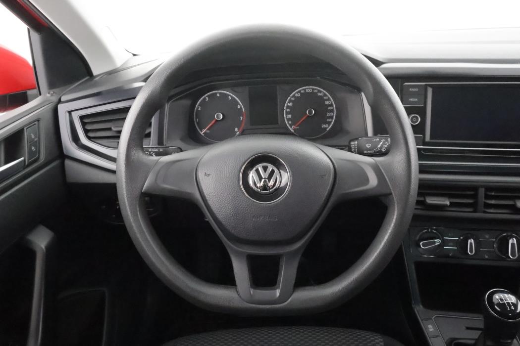 VOLKSWAGEN Polo 2018