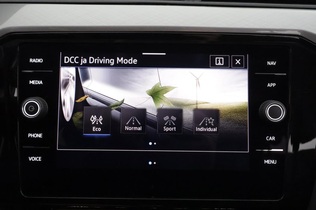 VOLKSWAGEN Passat 2021