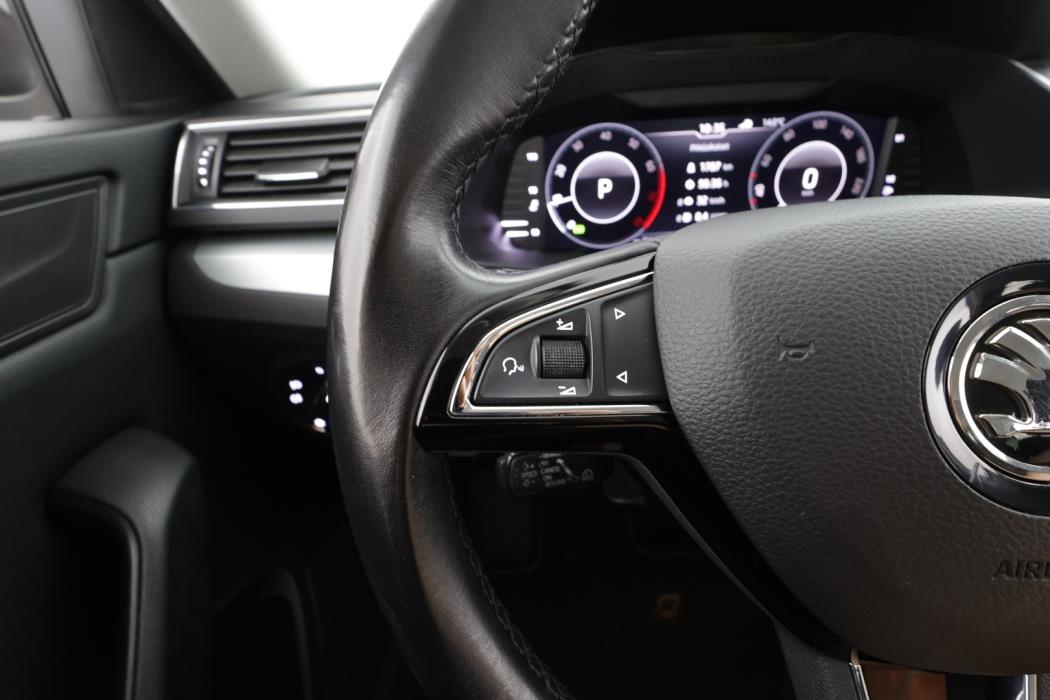 SKODA Superb 2019