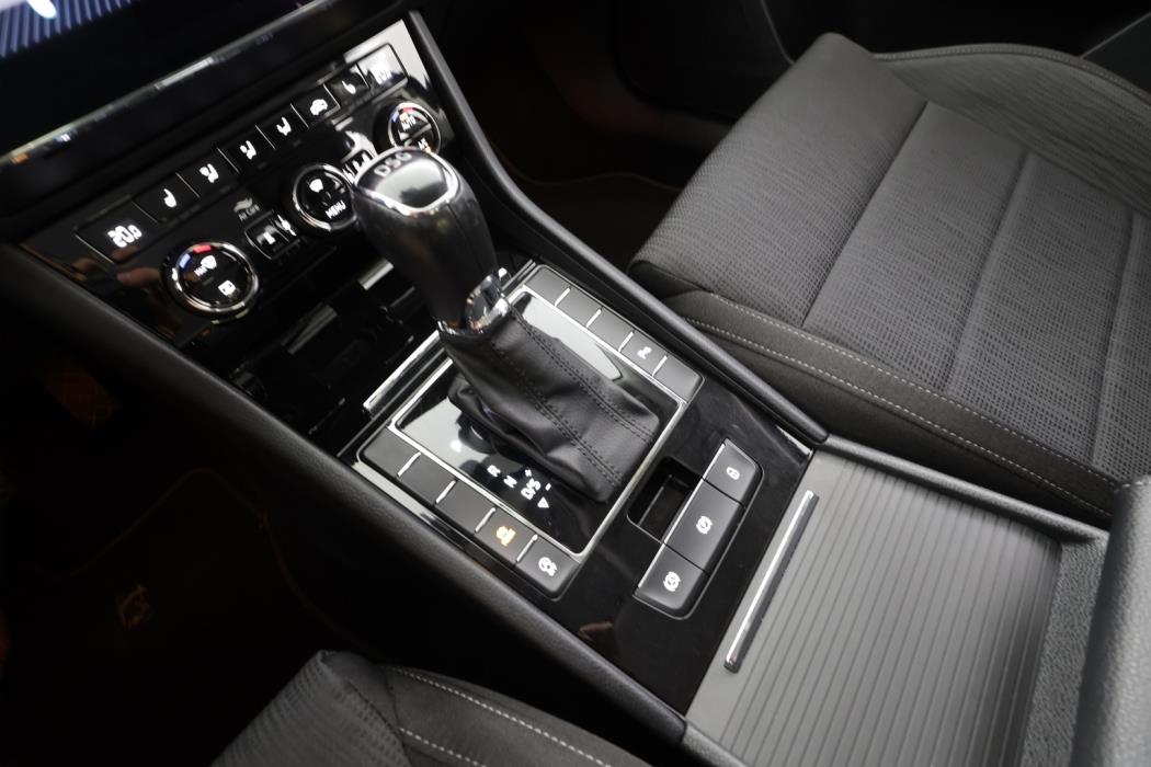 SKODA Superb 2019