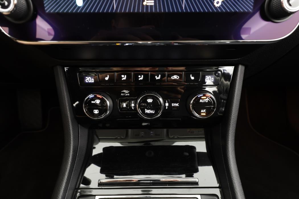 SKODA Superb 2019