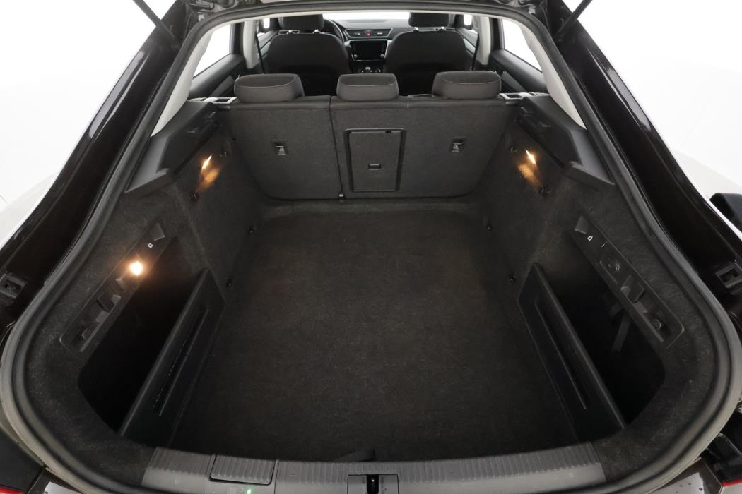 SKODA Superb 2019