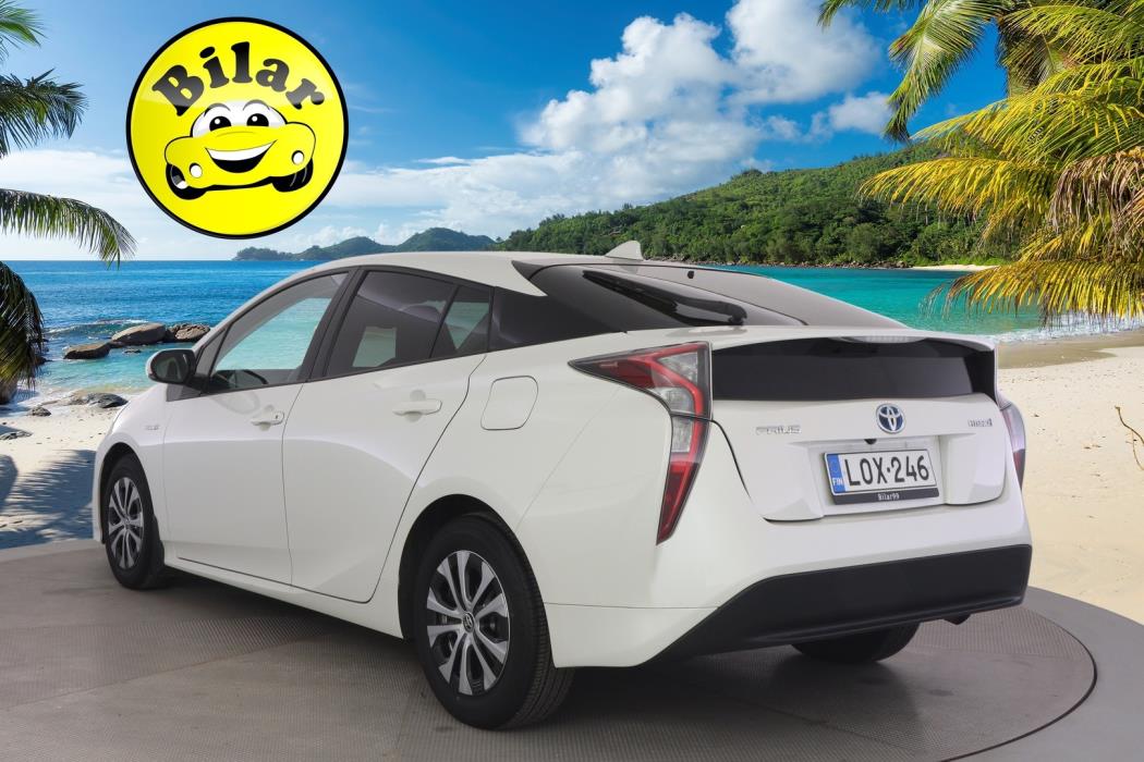 TOYOTA Prius 2018