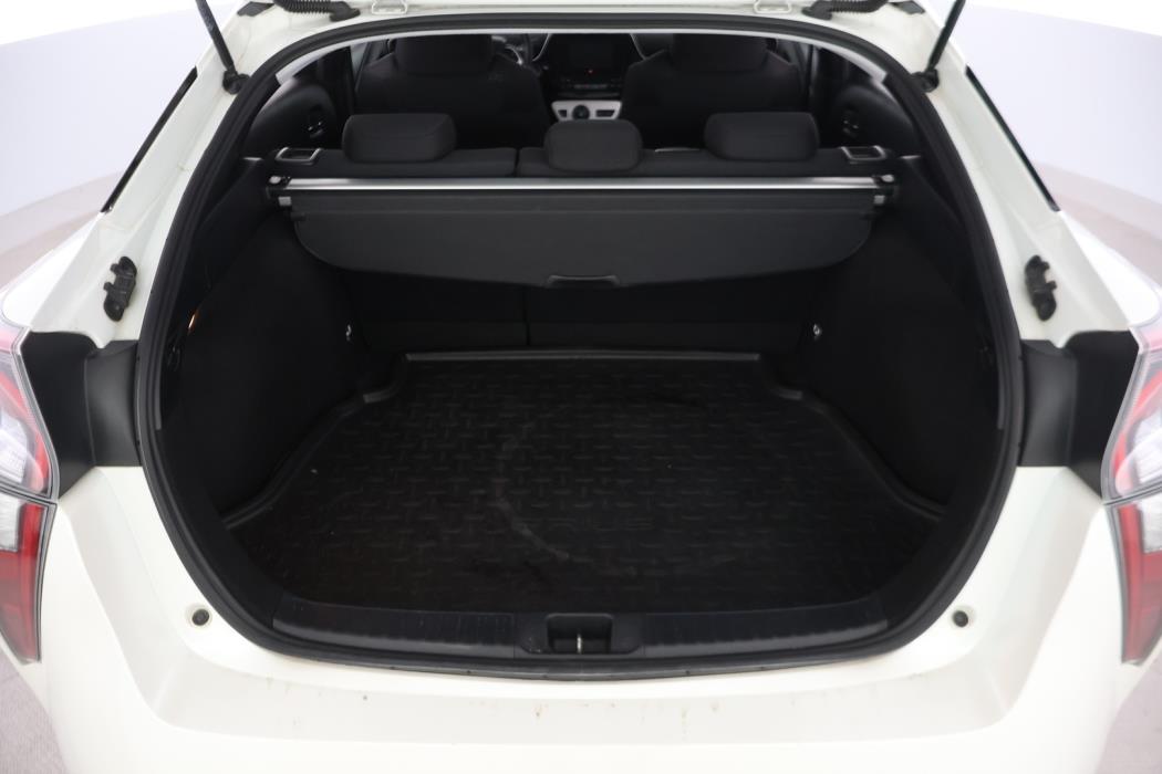 TOYOTA Prius 2018