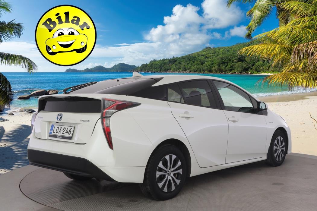 TOYOTA Prius 2018